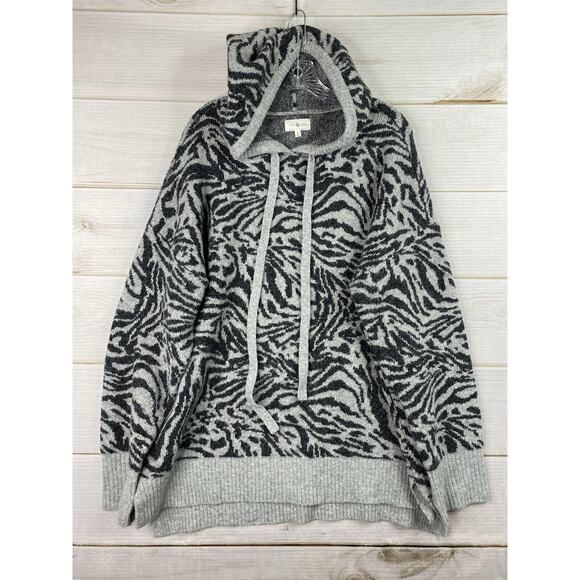 Lou & Grey Sweaters - Lou & Grey Hoodie Sweater Women XL Black Gray Animal Print Thumb Holes Oversized